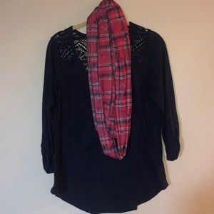 QUARTER SLEEVE SHIRT WITH MATCHING SCARF